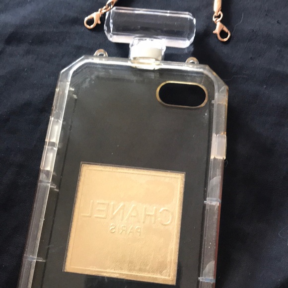 Rare Chanel 5 IPhone case with chain - Picture 14 of 16